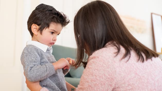 Mère qui ne sait pas comment accompagner un enfant qui a des tics ?